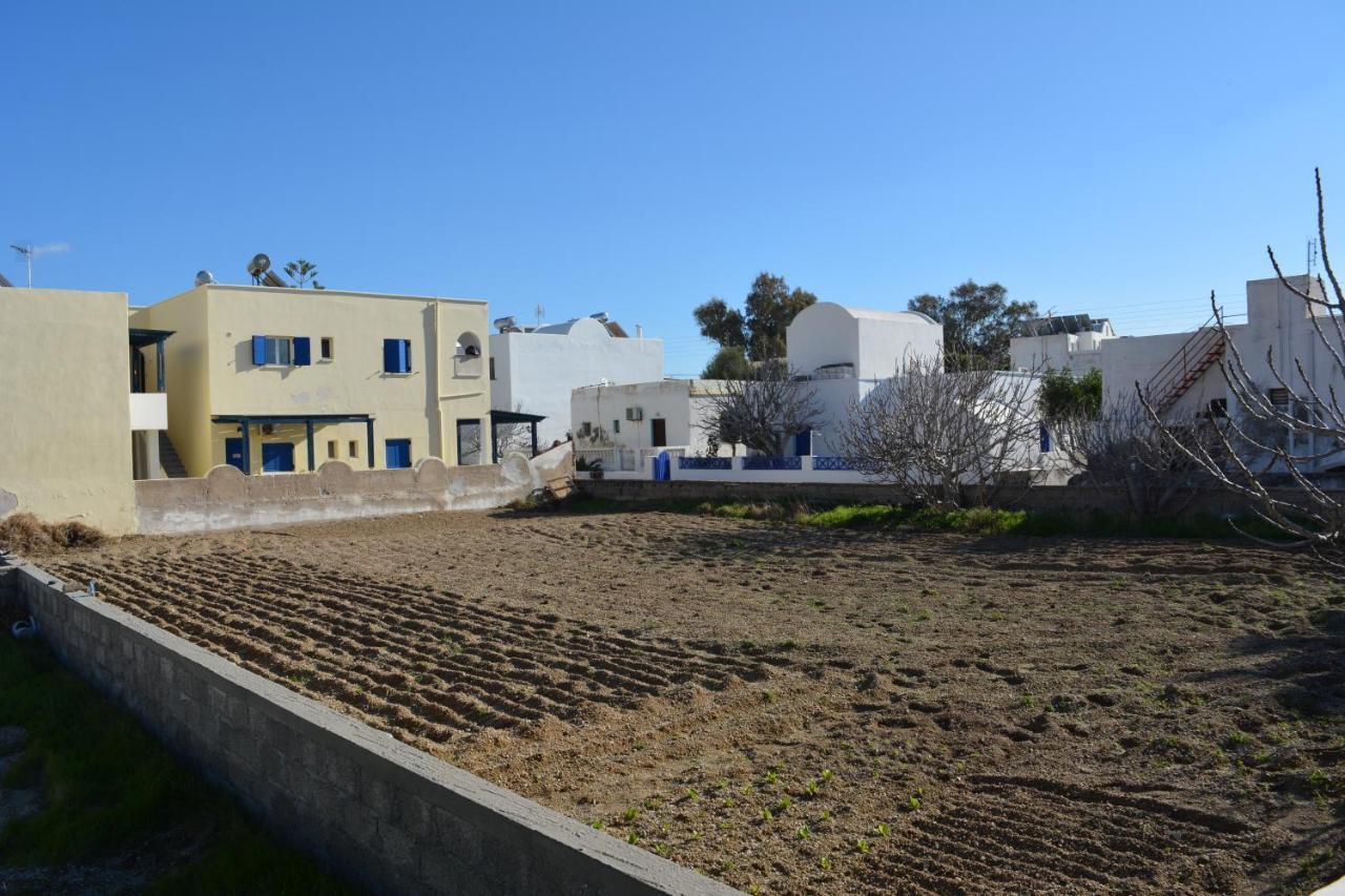 Anezinas Place Apartment Perissa  Exterior foto